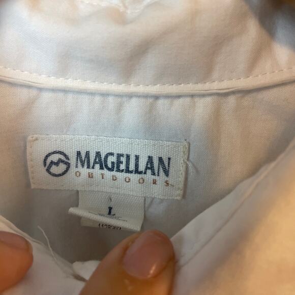 Magellan White Button Up Lightweight breathable size L 100% cotton - Picture 3 of 9